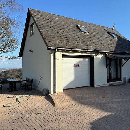 ניופורט Upper Grippath Farm Holiday Cottages מראה חיצוני תמונה